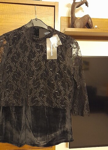 Muhteşem Tasarımlı Bluz S/M/L Bedenler Mevcut ????????