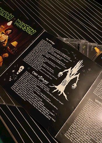 Marilyn Manson - Portrait of an American Family CD - Görsel 7