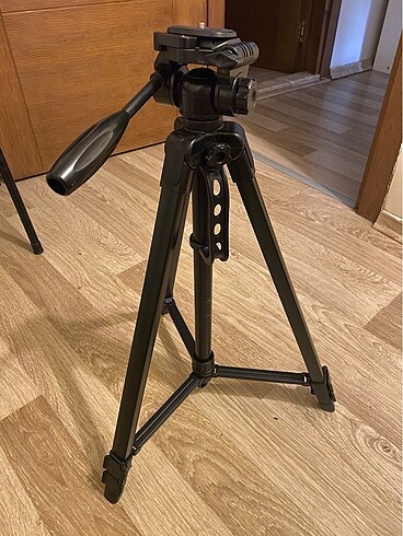 HLYPRO Hpr-404 Tripod
