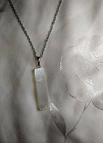 Accessorize Selenit kolye ucu A kalite 