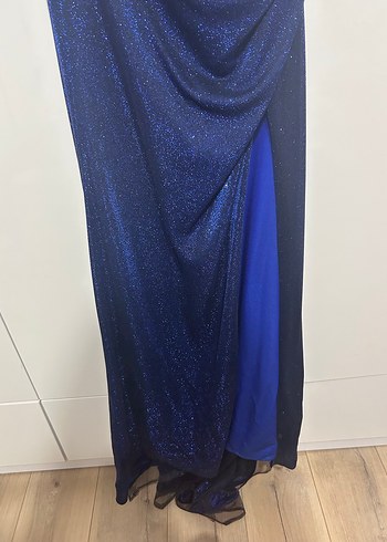 Parlak Lacivert Uzun V Yaka Abiye Elbise - Görsel 5