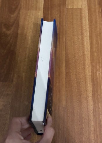 Beden Renk Manzaralı Sert Kapak Roman Seti