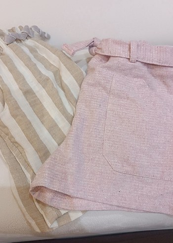 Bol Kesim Pileli Keten Şort - Görsel 3