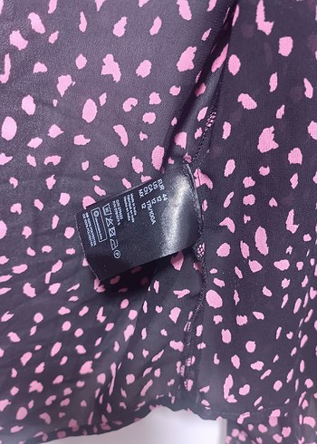 Düğmeli V Yaka Uzun Kollu Pembe Desenli Gömlek - Görsel 3