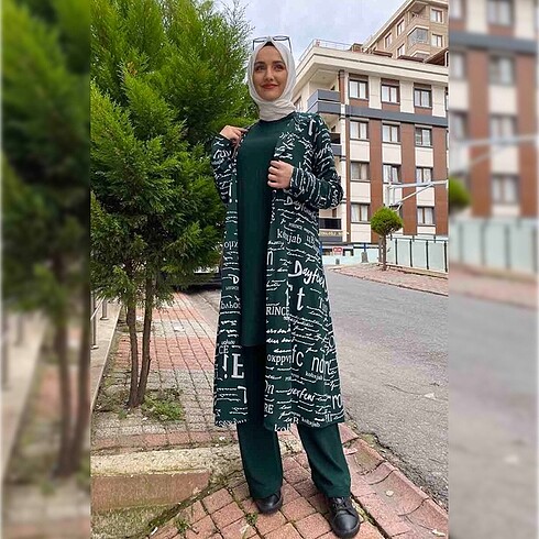 Diğer Yazılı 3 lü Takım Siyah-Taba
