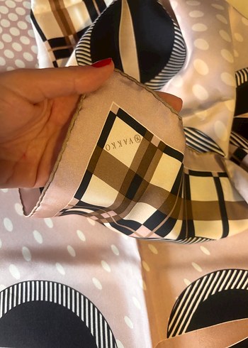 Parlak Kahverengi Desenli Kadın Fular - Görsel 2