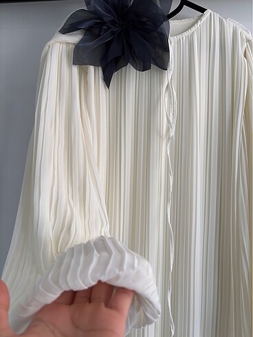 Pliseli elbise ekru - Görsel 4