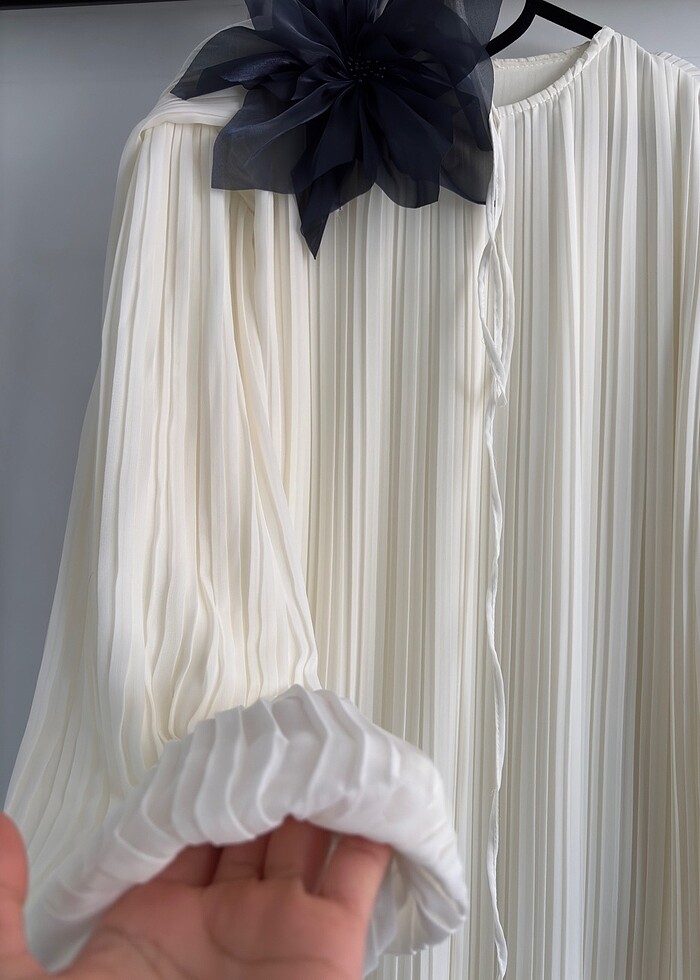 Pliseli elbise ekru - Görsel 4