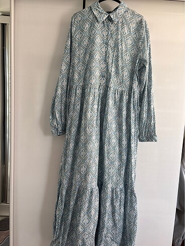 Gömlek yaka çiçekli uzun kollu elbise - Görsel 2