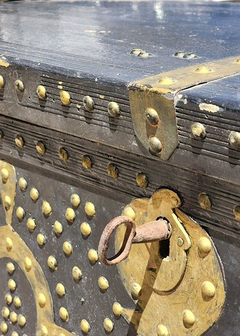 Osmanlı Dönemi Antika Sandık  Orijinal İşlemeli Anahtarlı - Görsel 2