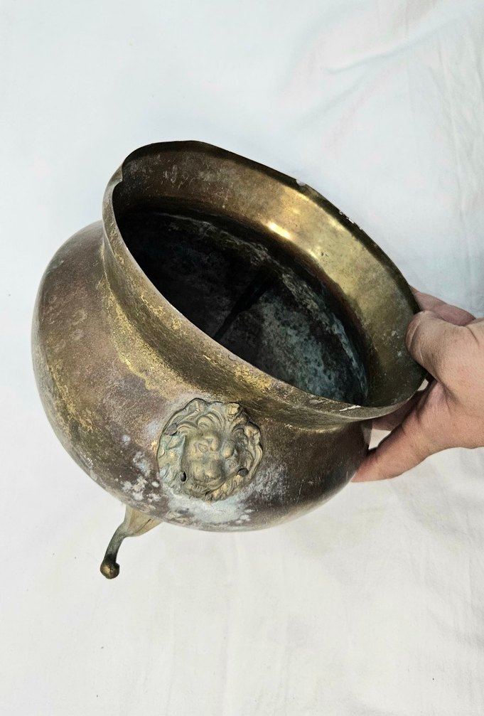 Aslan başlıklı orjinal antika çok eski, Antique old - Görsel 4