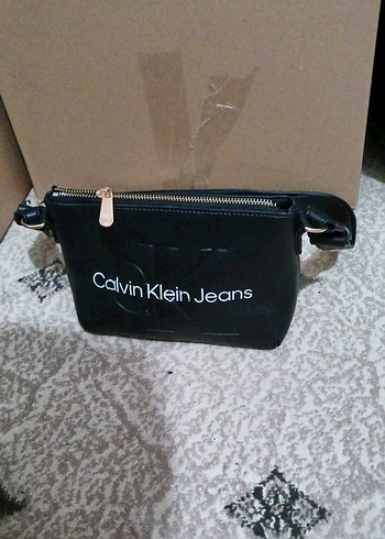Calvin Klein Calvin Klein Siyah Deri Bel Çantası