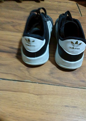 Kadın Siyah Beyaz Adidas Spor Ayakkabı - Görsel 3