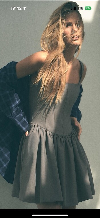 xs Beden Zara elbise