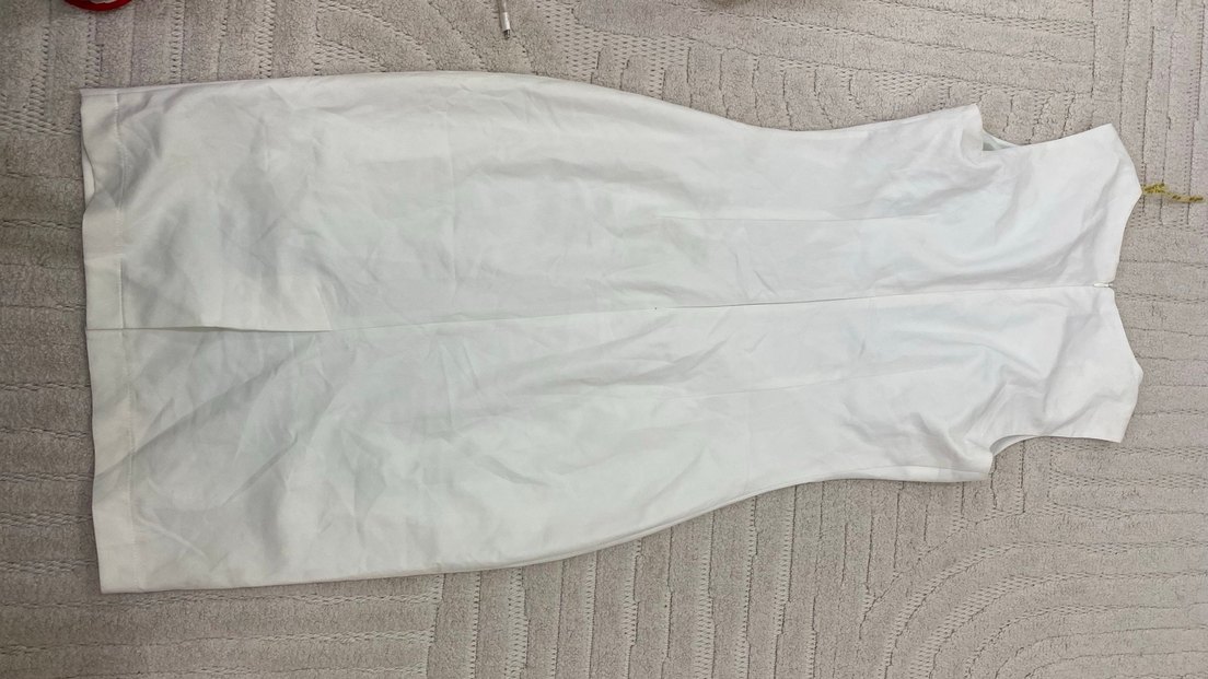 Beyaz Üzerine Yeşil Çiçek Desenli şık elbise - Görsel 5