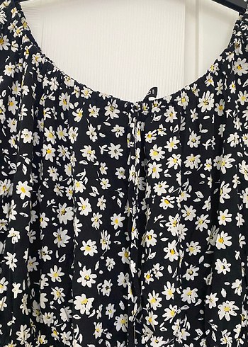 Siyah Çiçek Desenli Uzun Kollu Bluz - Görsel 3