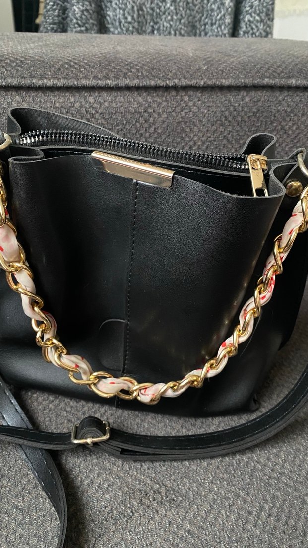 Zincir Detaylı Siyah Deri Kadın Çanta - Görsel 2