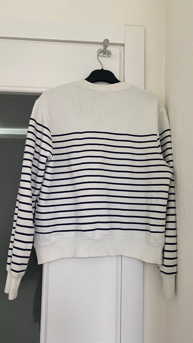 Düğmeli Çizgili Beyaz Kadın Sweatshirt - Görsel 2