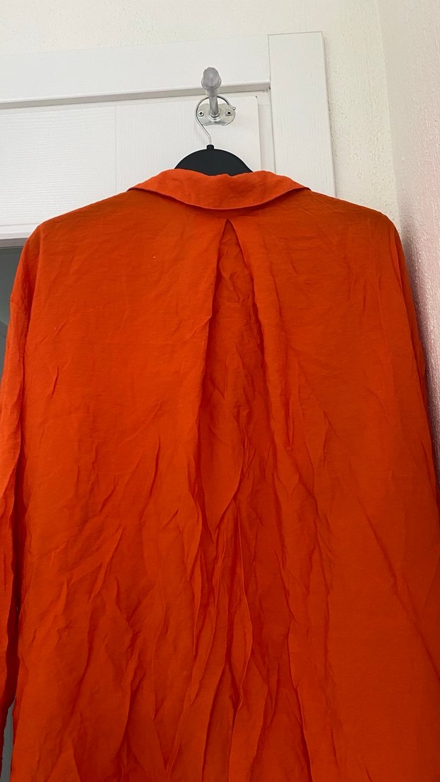 Turuncu gömlek - Görsel 3