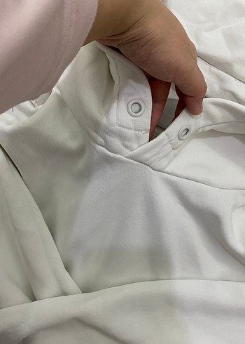 Beyaz Fermuarlı Kadın Sweatshirt - Görsel 4