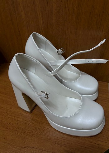 Beyaz Platform Topuklu Kadın Ayakkabı - Görsel 3