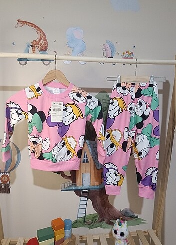 Daisy Duck 