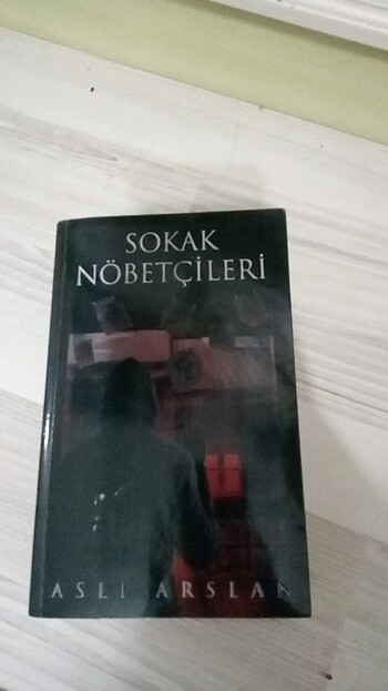 Sokak Nöbetçileri Aslı Arslan