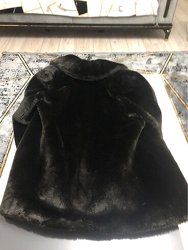 l Beden kahverengi Renk Fendi kürk