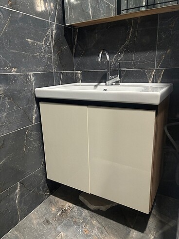 Banyo dolabı takım