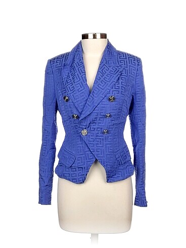 Balmain Blazer %70 İndirimli.