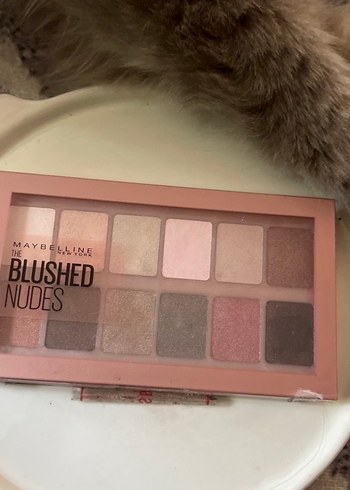 Maybelline Maybelline Blushed Nudes Far Paleti