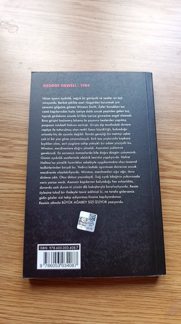 George Orwell - 1984 Roman - Görsel 2