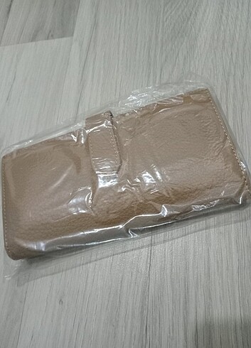  Beden Kadın deri cüzdan krem rengi