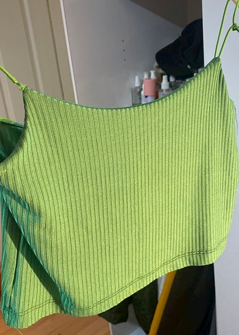 Yeşil İnce Askılı Örme Kadın Atlet - Görsel 3