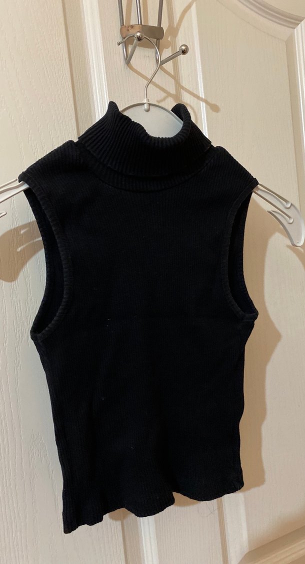 Siyah Yarım Boğazlı Kolsuz Kadın Süveter - Görsel 3