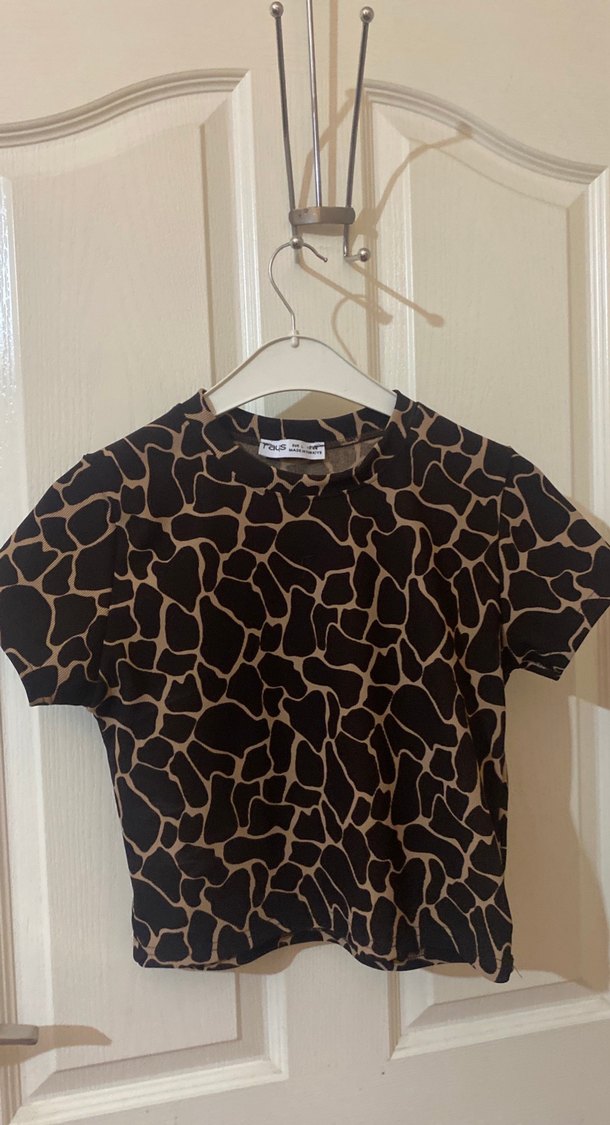 Kısa Kollu Baskılı Kahverengi Kadın Tişört - Görsel 2