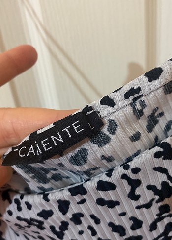 Gri Yılan Desenli V Yaka Mini Atlet - Görsel 4