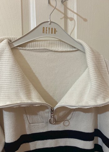 Çizgili Beyaz Gri Triko Kadın Kazak - Görsel 7