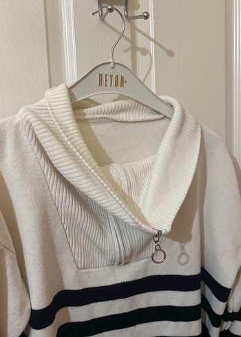 Çizgili Beyaz Gri Triko Kadın Kazak - Görsel 6