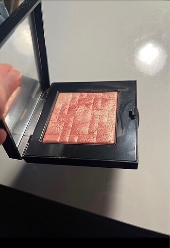 Beden Bobbi brown