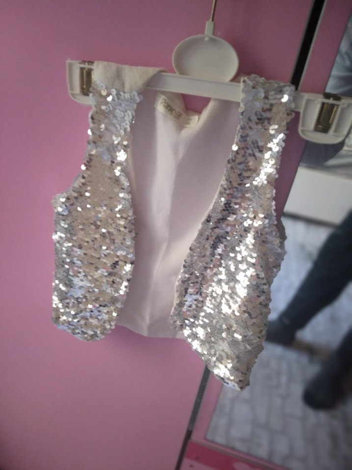 Kız Çocuk Payetli Beyaz Bolero - Görsel 2