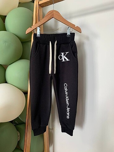 5 Yaş Beden Calvin klein çocuk takım