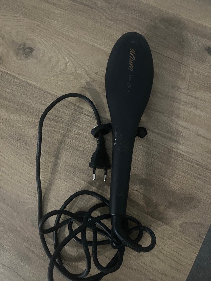 Arzum Siyah Saç Düzleştirici Fırça - Görsel 2