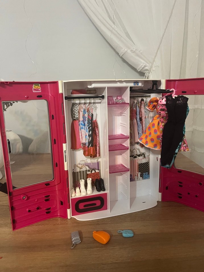 Barbie Pembe Oyuncak Gardırop Dolabı - Görsel 4
