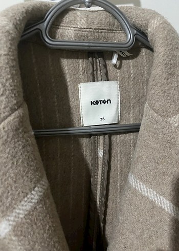 Ekose Desenli Çift Düğmeli Kaban - Görsel 3