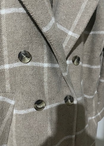 Ekose Desenli Çift Düğmeli Kaban - Görsel 4