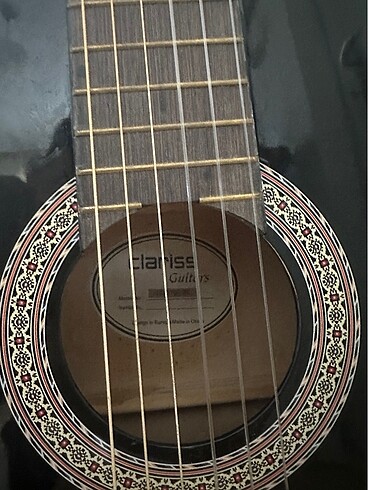 m Beden Gitar Clariss
