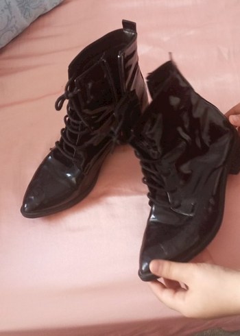 Siyah Deri Gotik Stiletto Topuklu Bot - Görsel 2