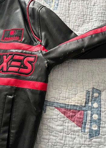 Bershka Kırmızı Siyah Baskılı Deri Biker Ceket - Görsel 5