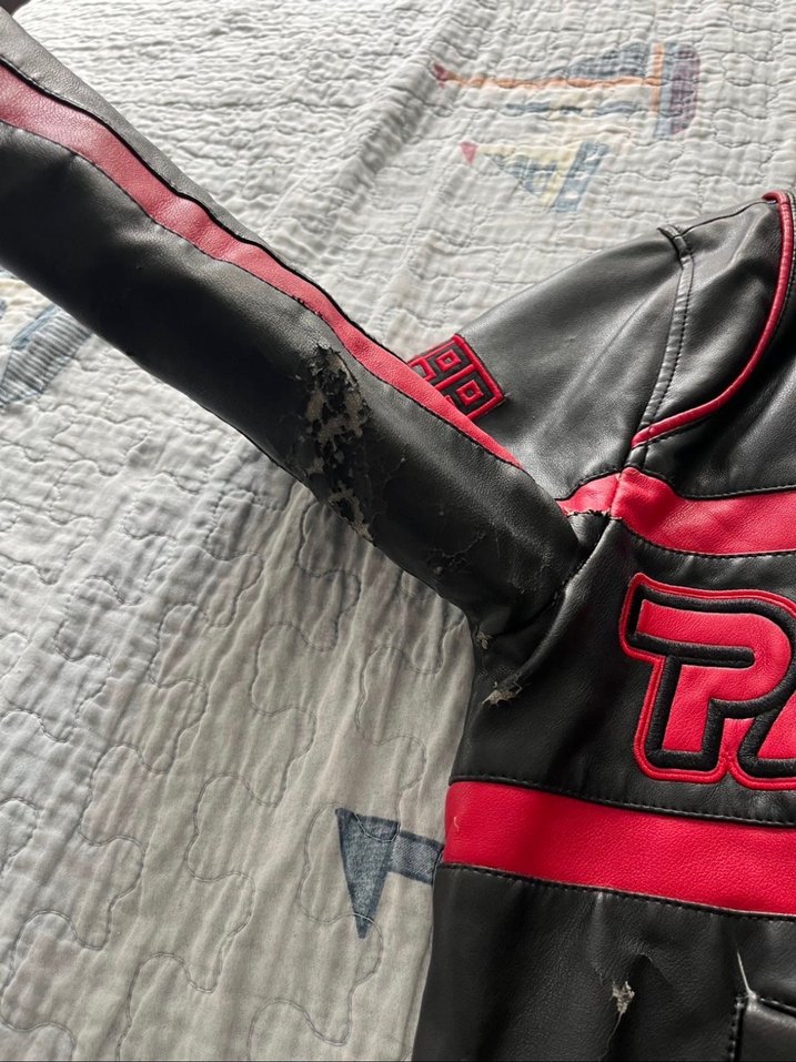 Bershka Kırmızı Siyah Baskılı Deri Biker Ceket - Görsel 4